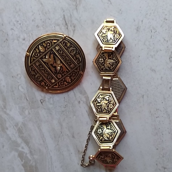 Custom-made jewelry - Picture 3 of 6